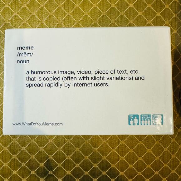 What Do You Meme? Adult Party Game New in Box - Picture 2 of 6